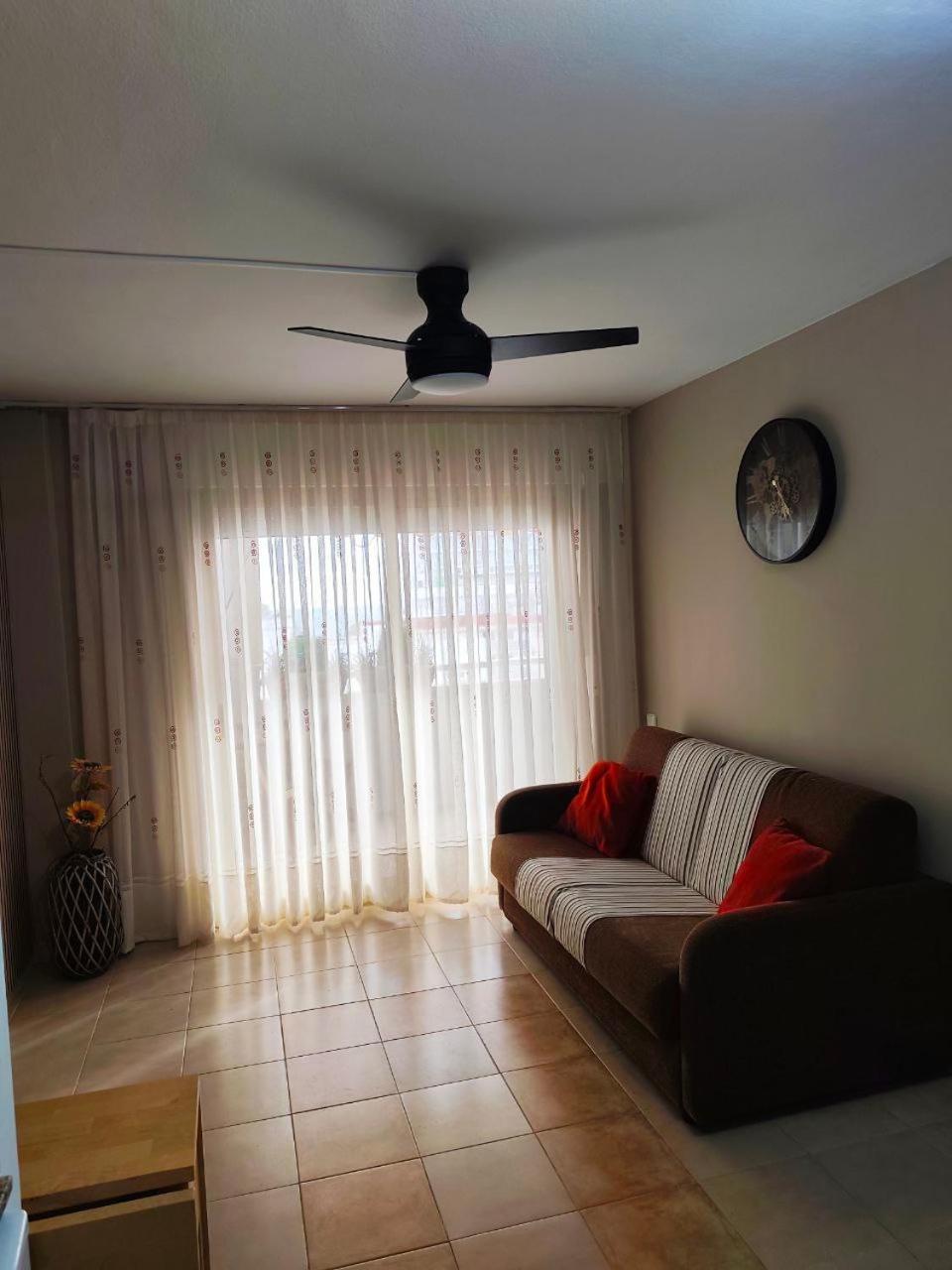 Comfy Apartment In סאלו מראה חיצוני תמונה